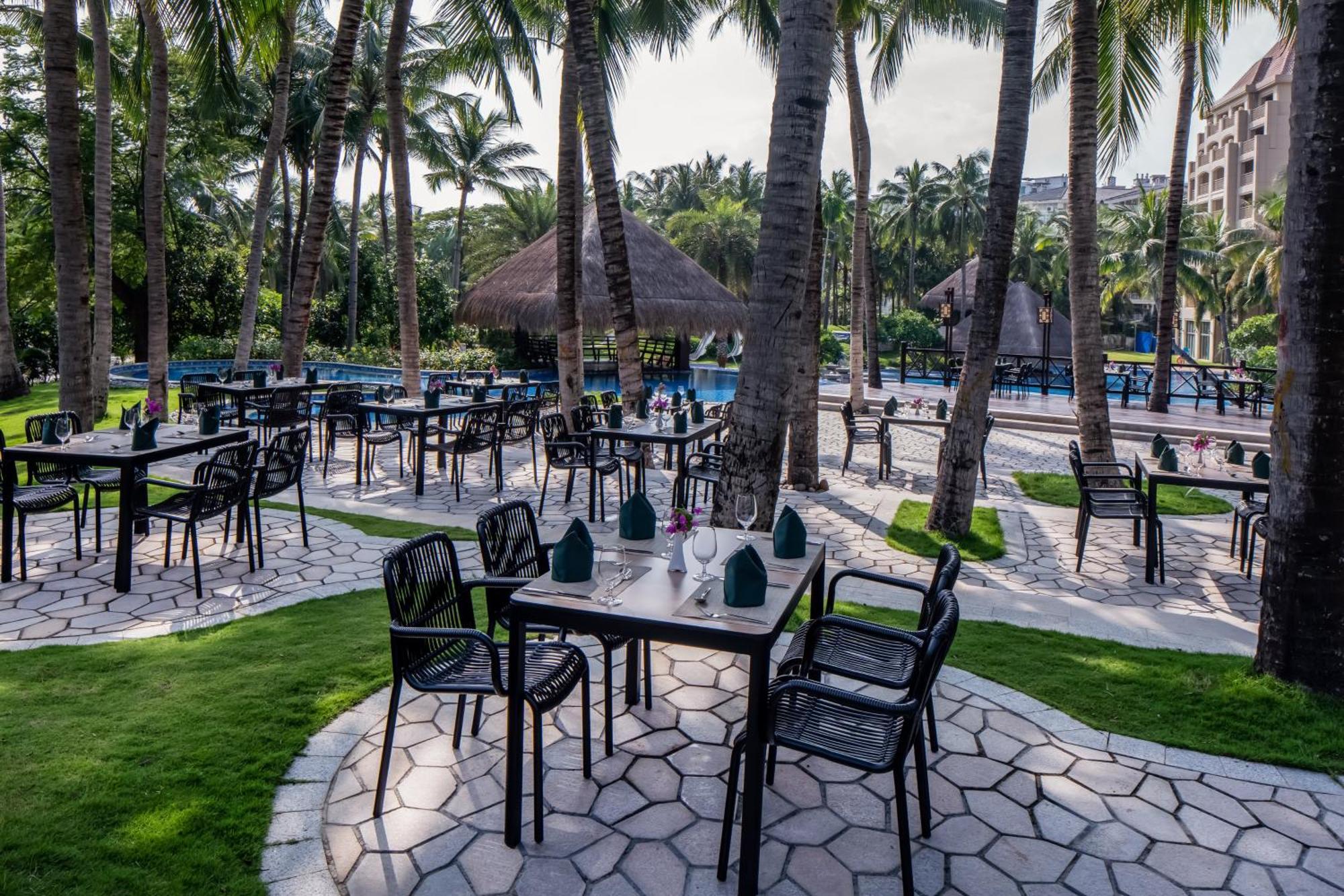 Bay By Ihg 5* Sanya