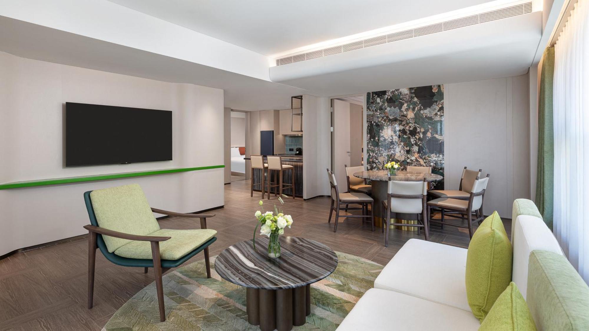 Bay By Ihg 5*