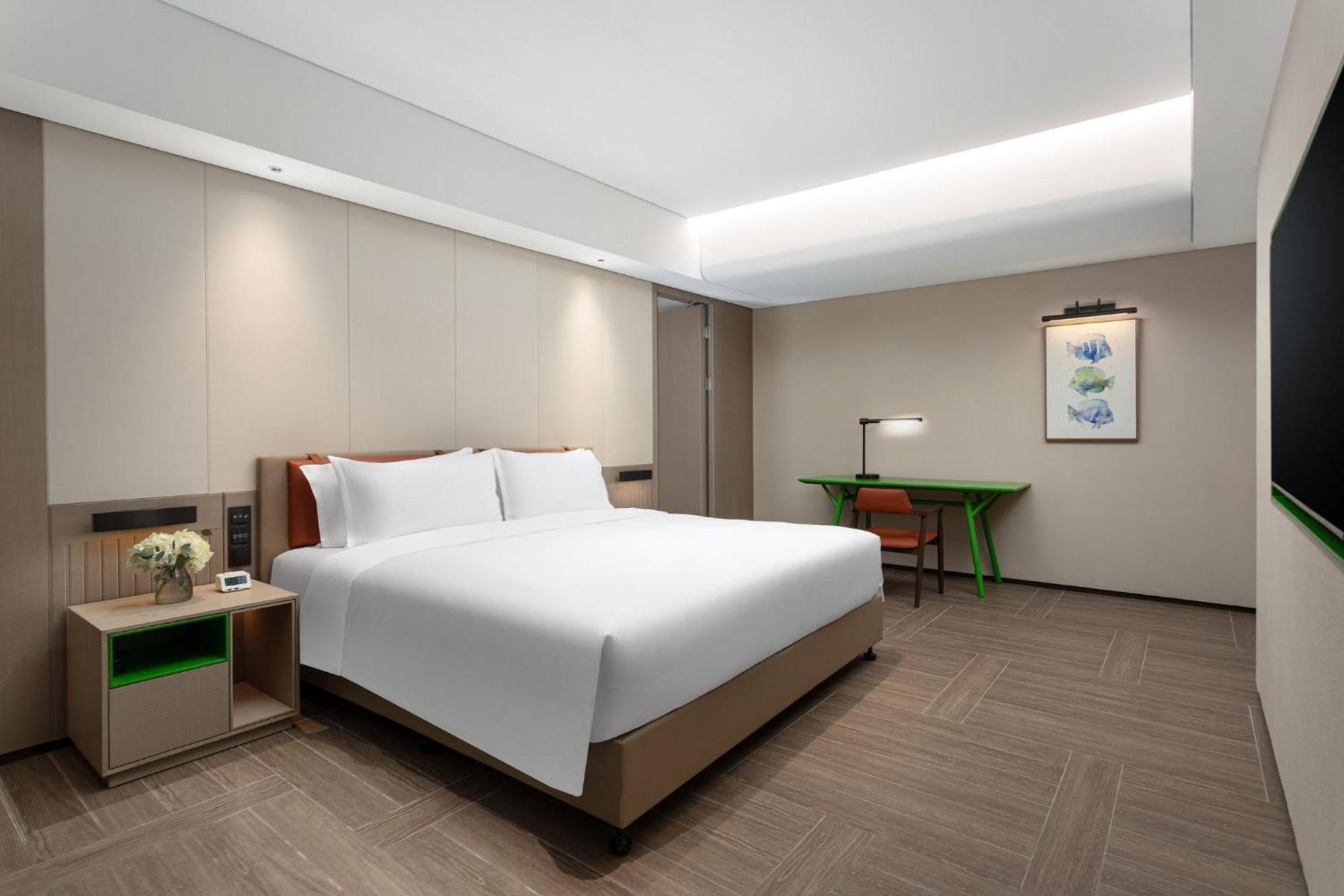 Bay By Ihg