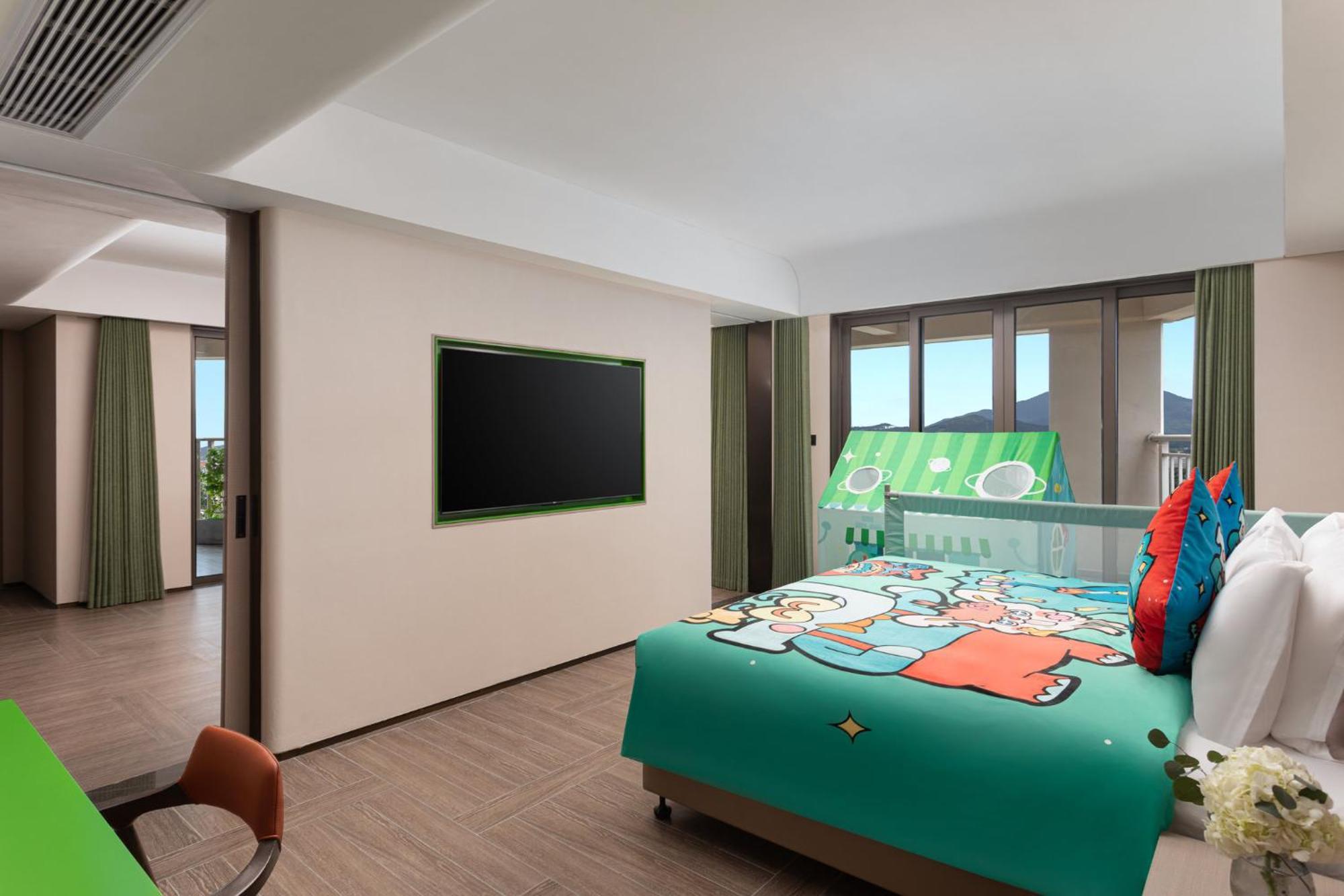 Bay By Ihg