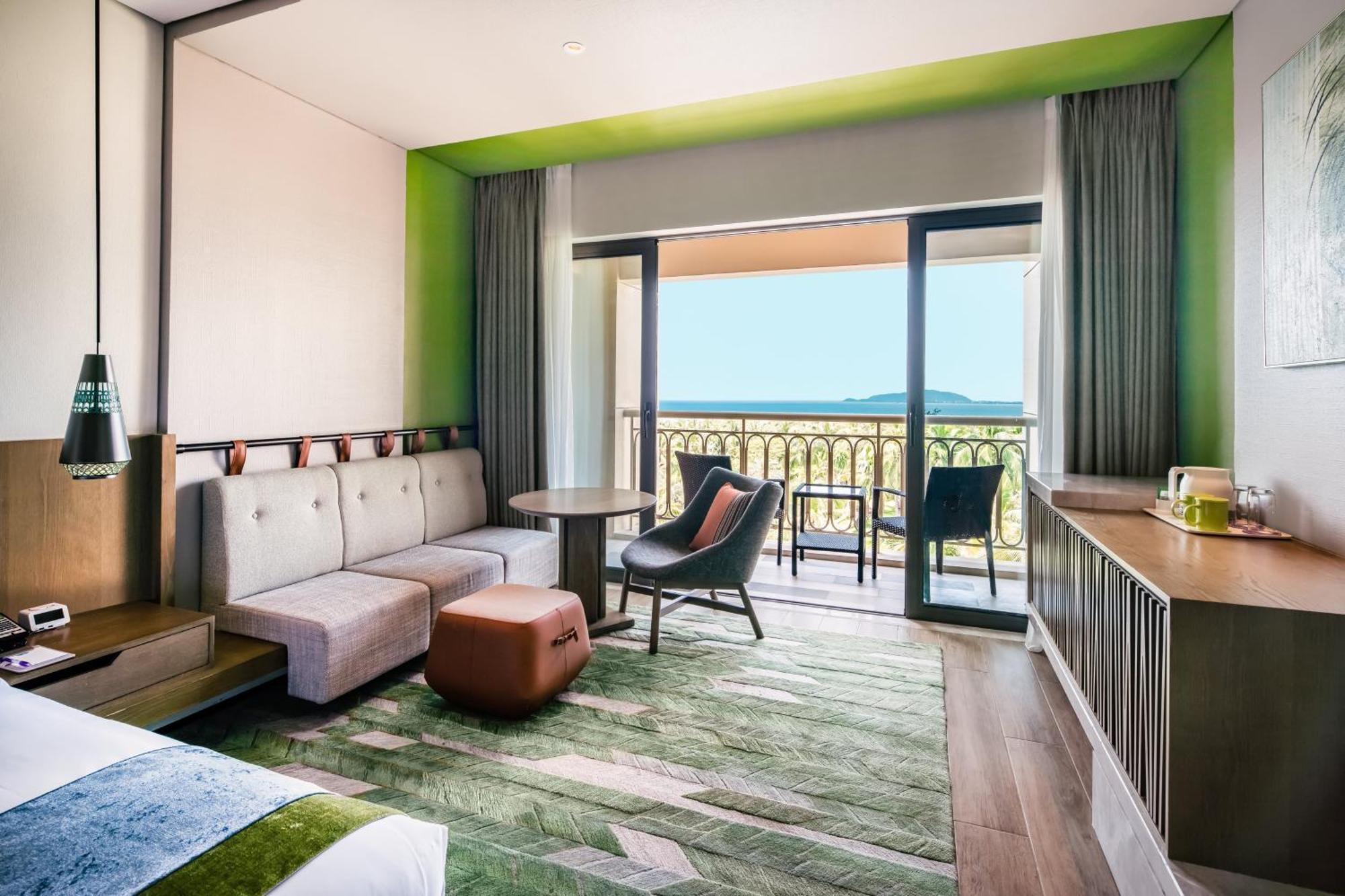 Bay By Ihg Resort