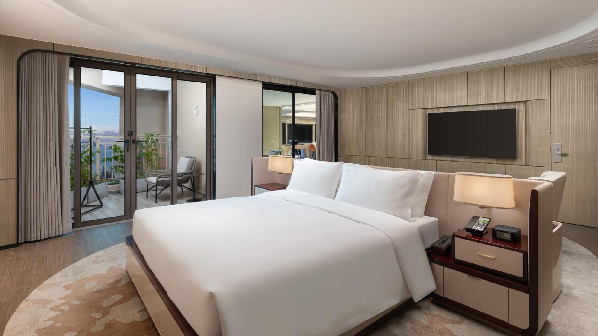 Bay By Ihg 5*